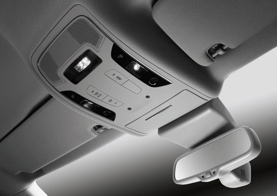 Детали интерьера Audi A6 3.0 TDI Sedan (4G, C7) 2011 года  (WW) (фото 4 из 74)